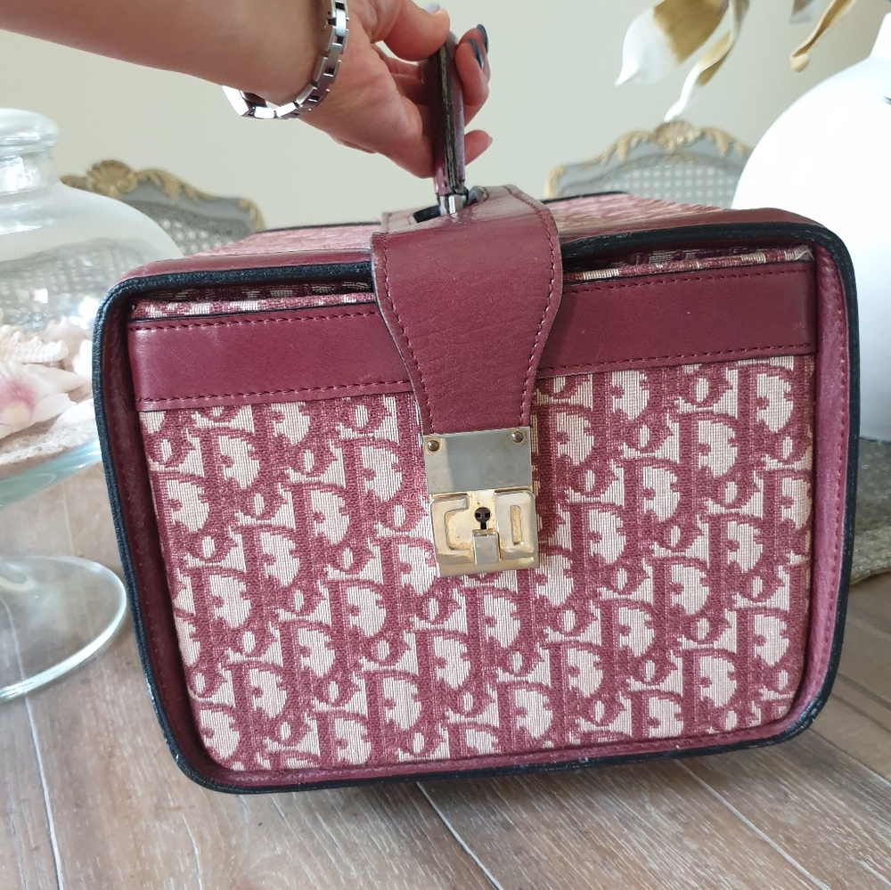 ✨Authentic Vintage Christian Dior Monogram Train / Travel Makeup Carrier✨ - Picture 3 of 12